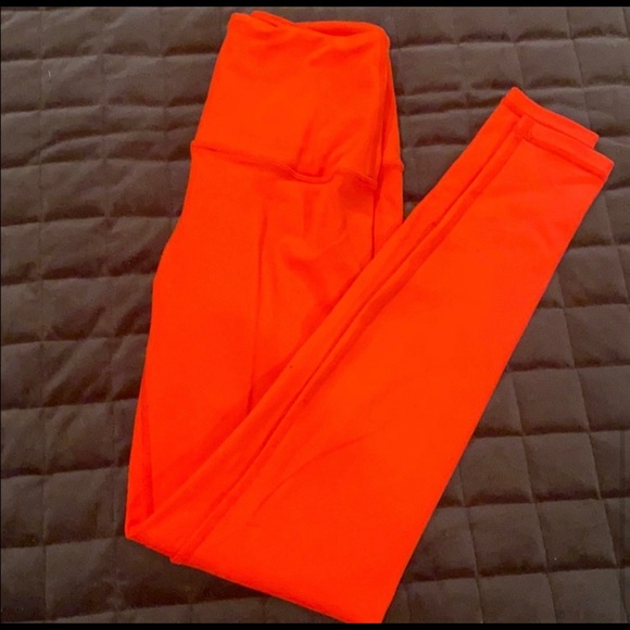 SASKI Collection High Waisted Leggings - Picture 4 of 5